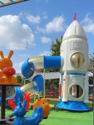 -萌宠亲子动物乐园(槐房万达店)