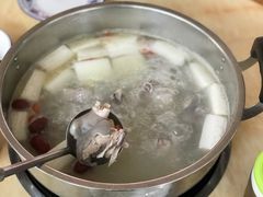 三得清炖羊肉-三得正宗乌烈乳羊(环城东二路店)