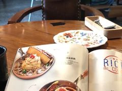 -I HOLIC艾豪丽披萨(KKone店)