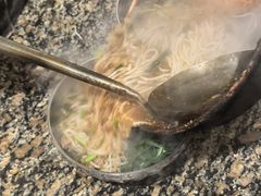 -正宗杨记普洱酸醋米线(总店)