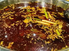 -肖肖酸萝卜鱼火锅(总店)