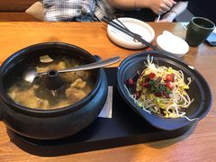 云南经典汽锅鸡-云海肴·汽锅鸡·云南菜(苏州中心店)