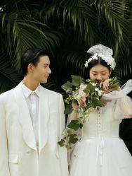 -易摄影婚纱摄影工作室