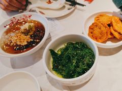 -渝是乎川渝小炒(新世界百货望京店)