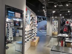 -斯凯奇(西安曲江大悦城店)