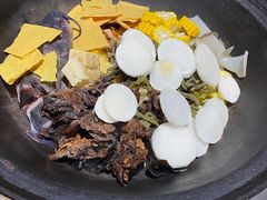 -人民公社铁锅炖·东北菜(卫国道店)