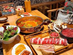 -黔诚多彩火锅(甲秀楼店)