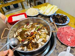 -乳仔牛牦牛汤锅 烤羊排(松潘古城店)