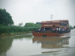 -微山湖红荷湿地景区