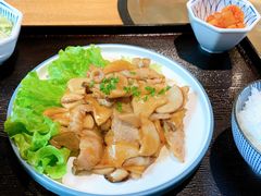 黑毛猪定食-炼火烤肉店