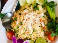 -Chom Cafe and Restaurant