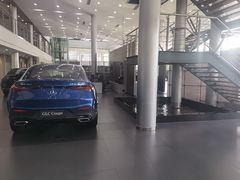 -天津波士信达奔驰4S店(卫津南路店)