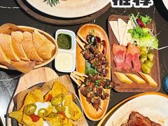 -DEEP·深美式餐吧(五棵松华熙LIVE店)