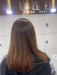 -镁连社·美联社
