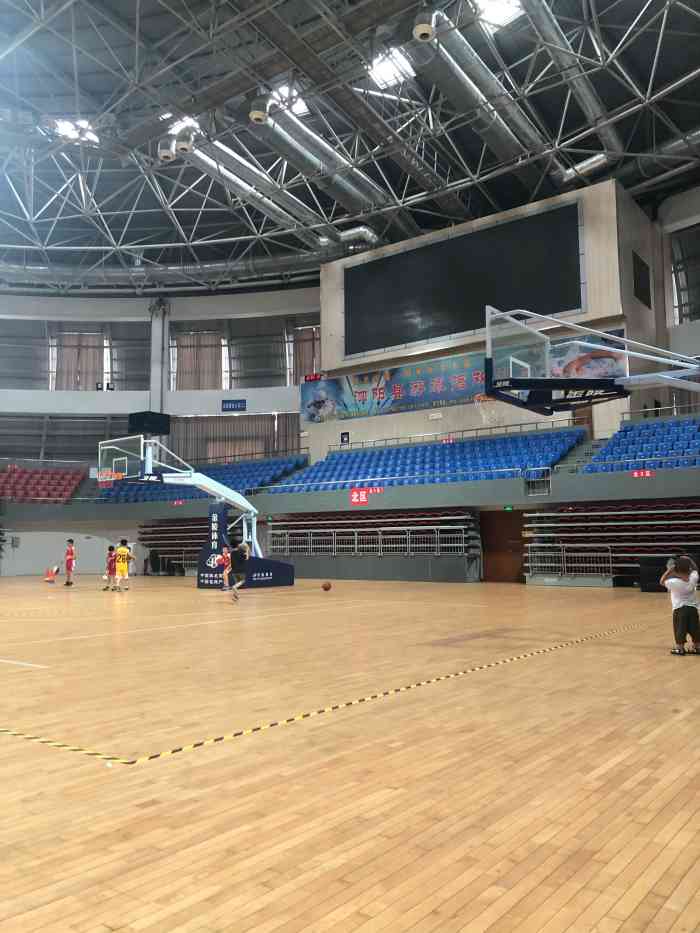 泗阳体育中心-体育场