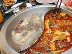 -沸炉重庆老火锅(军事博物馆店)