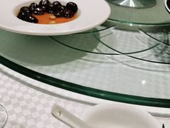 -王朝大酒店徐汇店-地面停车场