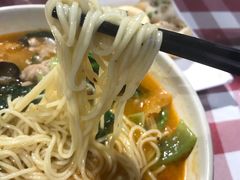 -苓记南京鸭血粉丝.皮肚面(县东巷店)