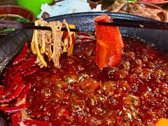 -黄潇洒老火锅(九眼桥宏济巷店)