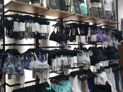 -lululemon athletica(希慎广场店)