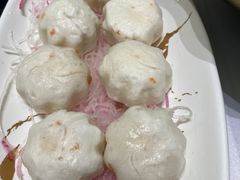 -红鼎豆捞·非遗鲍皇汤火锅(宝丰路店)