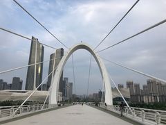 -南京眼步行桥