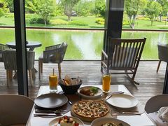 -窗外西餐厅(普罗理想国店)