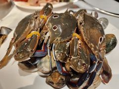 -领鲜活海鲜榴莲自助火锅(东门店)