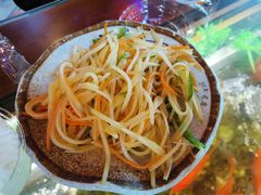 -金杨拉面王小吃面馆·牛三宝面·红烧牛肉粉