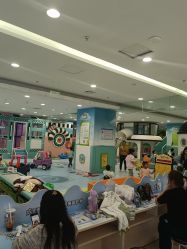 -孩子王童乐园(唐山万达广场店)