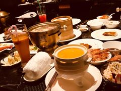 -半岛翡丽海鲜自助餐厅(观风亭店)