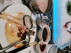 -红鼎豆捞·非遗鲍皇汤火锅(宝丰路店)