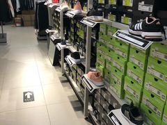 -阿迪达斯(八方汇精品优惠店)