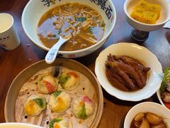 -李犟大爆鳝面·手工蟹黄包(湖滨西湖店)