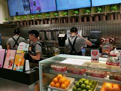 -CoCo都可(湖滨银泰店B区店)