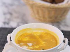 奶油南瓜汤-北京贵宾楼饭店 红墙咖啡厅