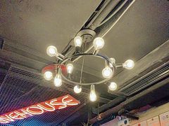 -唱吧麦颂KTV(西单华威潮铺街店)