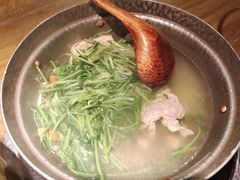 -吃饭皇帝大土家民族菜(正大广场店)