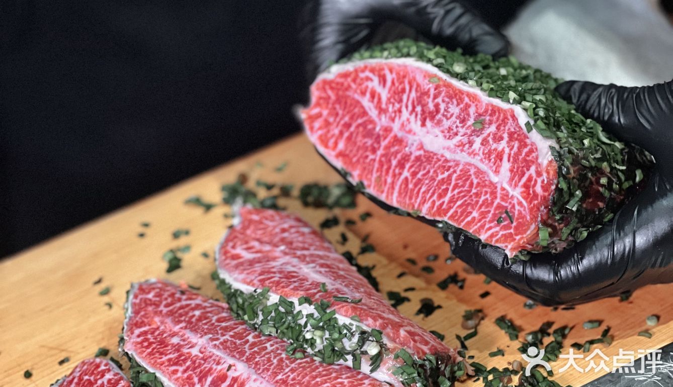 湿式熟成牛肉料理，打开了我对牛肉料理的新认知。