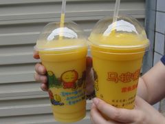 芒果橙汁和芒果菠萝-马拉桑果汁(龙头路总店)