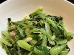 -鱼鲜饭香·招牌汽锅剁椒鱼头王