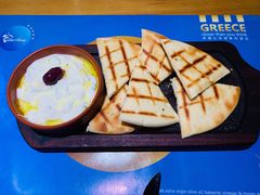 希腊青瓜酸奶酱-HELLO MUSAE 拾光缪斯餐厅·纯正希腊风味(苏州中心店)