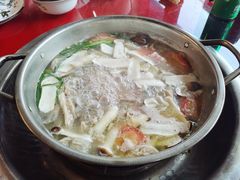 -老石黑山羊毛驴肉火锅(金凯广场店)