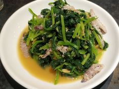 菠菜拌虾虎-晚归月亮湾私家菜(临邑路店)
