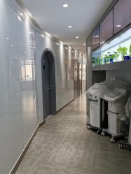 -LESSMORE科技头皮理容中心