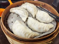 三丁蒸饺-大龙汤包