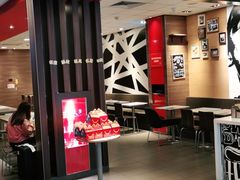 -麦当劳(汉口火车站候车室店)
