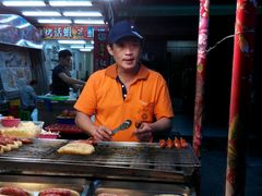 -六合夜市