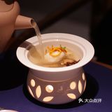 在这里可以从早吃到晚，再从晚吃到早。醒来葱包桧儿一副