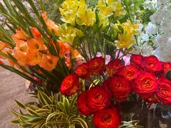 -向花仕Bloomy Life咖啡鲜花(益田假日店)